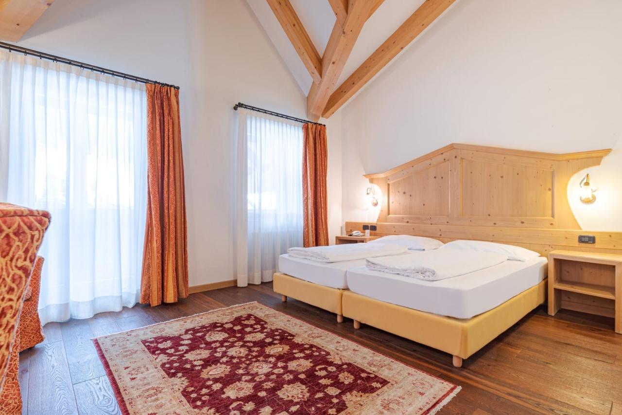 Hotel Foresta Moena Exterior photo