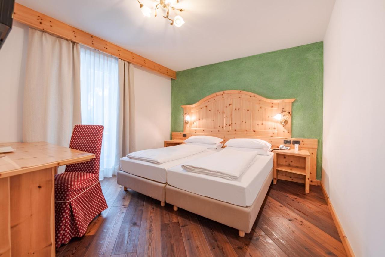 Hotel Foresta Moena Exterior photo